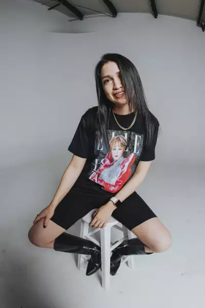 Lolita-Ayala-ELLE-Aslym-Heneide.jpg