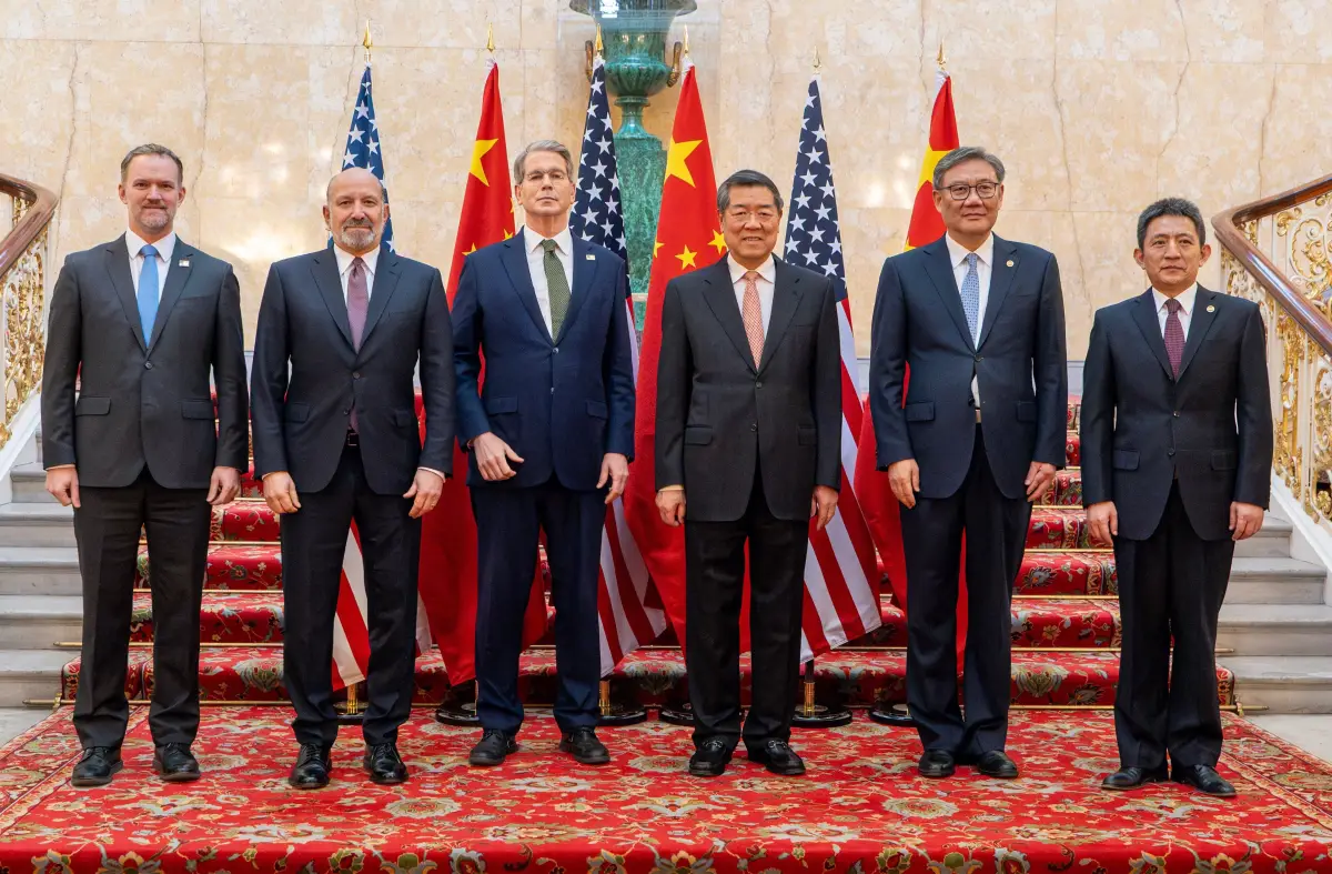 China y EU conversan en Londres para apaciguar sus tensiones comerciales