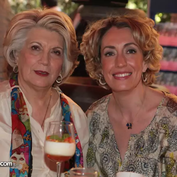 Paulina Vieitez y María Rosa Sabater