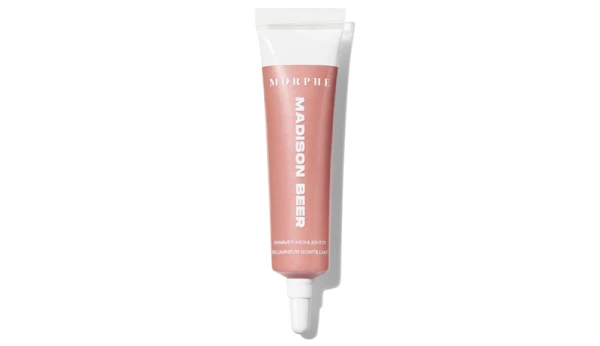 madison beer-highlighter-morphe.jpg