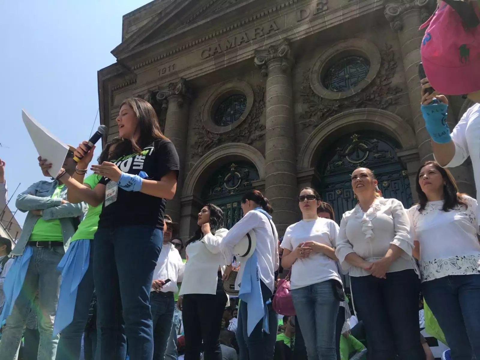 Afuera del Congreso
