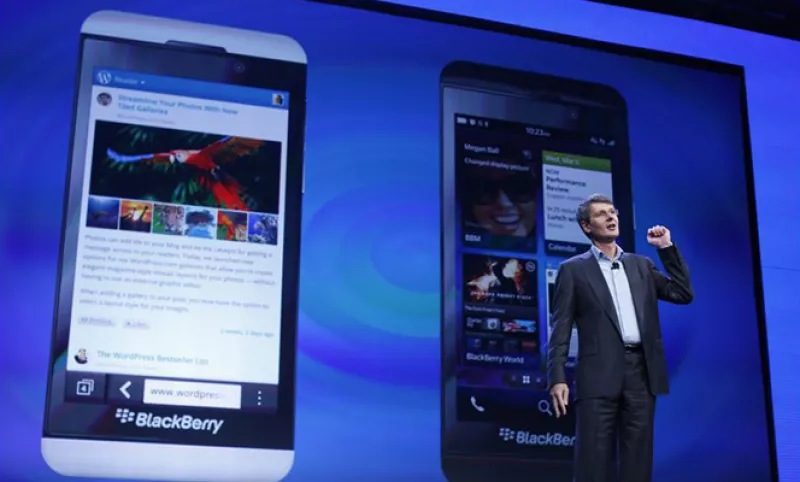 El presidente ejecutivo, Thorsten Heins, presumió los avances tecnológicos que logró la empresa en los últimos meses.