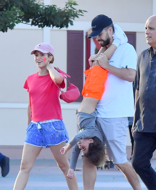 Shakira sin bra