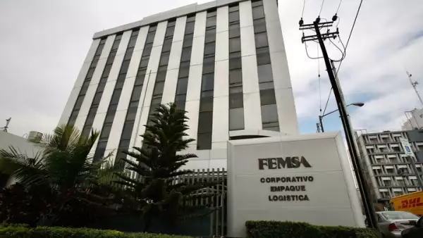 De Heineken a Imbera: ¿Por qué FEMSA está desinvirtiendo en negocios clave?