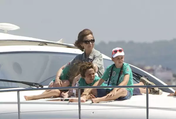 Sofía de España y sus nietos