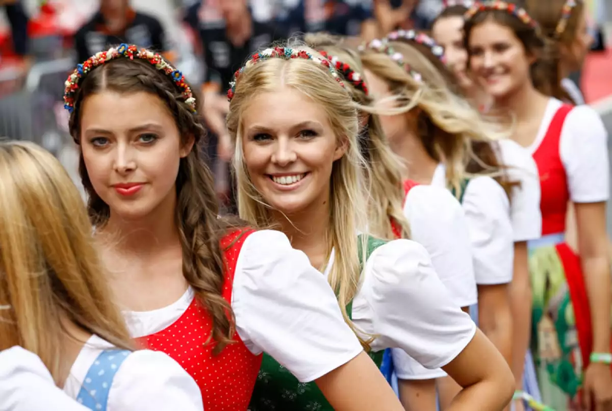 Grid girls
