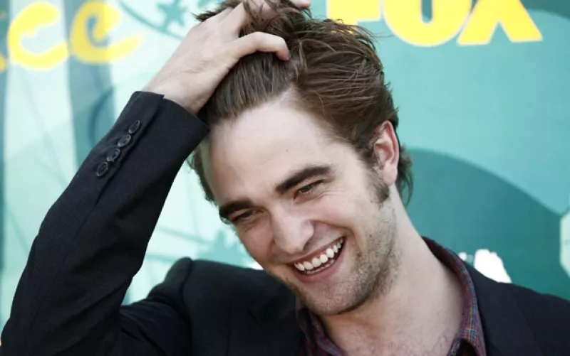 'No puedo recordar haber hecho algo romántico por nadie', dijo el actor de 23 años mientras promocionaba el filme 'Luna Nueva' en Los Ángeles.