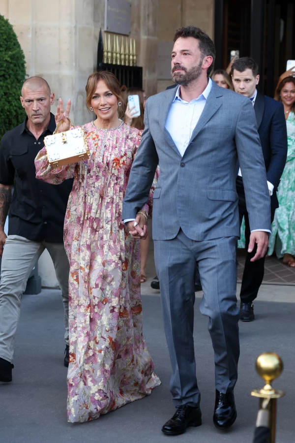 jennifer -lopez- paris