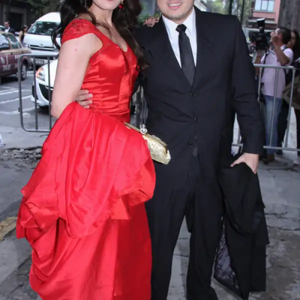 Laura Caro, Hector Zamorano.