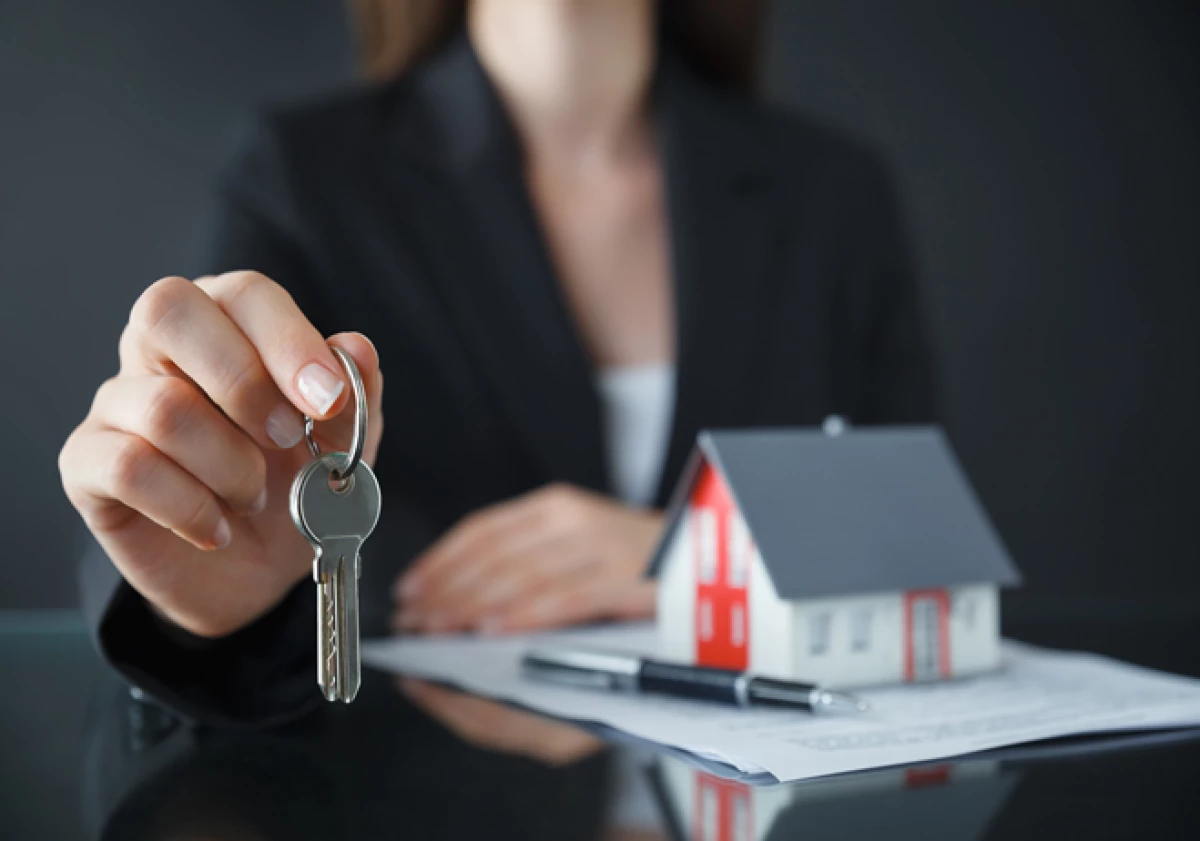 agente inmobiliario