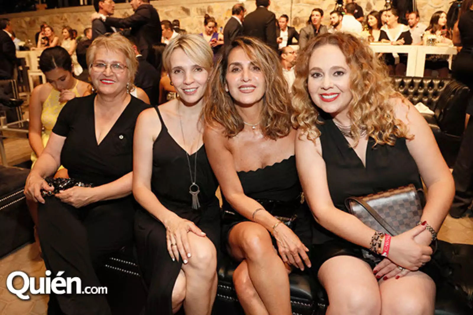 Magdalena Matar, Maite Basaguren, Yalile González y Valeria Fajer