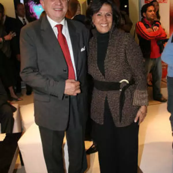 Luis Guillermo Giraldo, Pepa Pombo