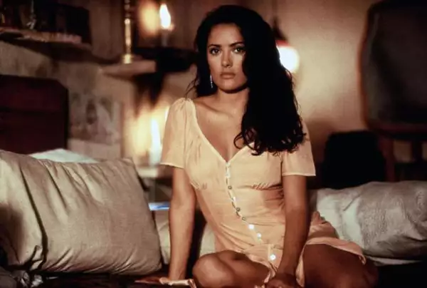 Salma en Desperado, parte de la trilogía de acción de Robert Rodriguez.