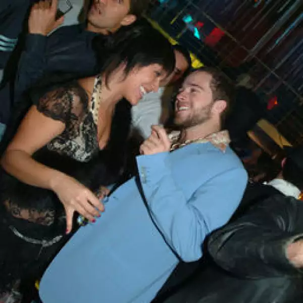 Tony Helling, Carlos Prieto