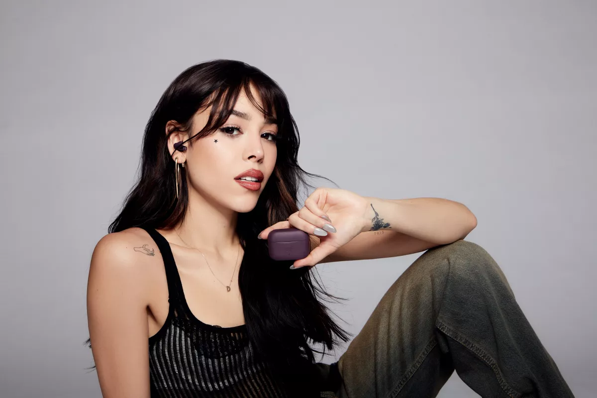 Danna Paola es la nueva embajadora de una marca mexicana de gadgets