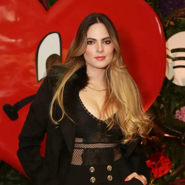 AFTER PARTY BAD BUNNY 