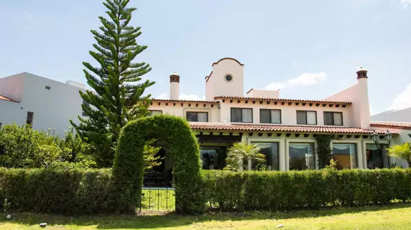 Servicios de primer mundo, 