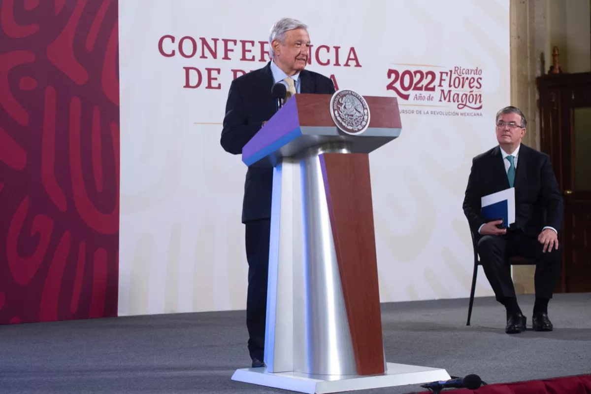 AMLO-armas-