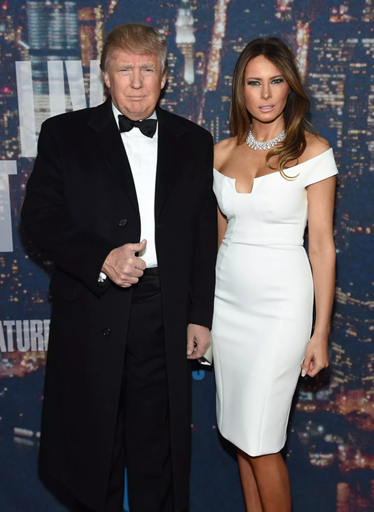 De acuerdo con expertos, la ex modelo Melania Trump no es el tipo de esposa que complace a las posturas conservadordoras.