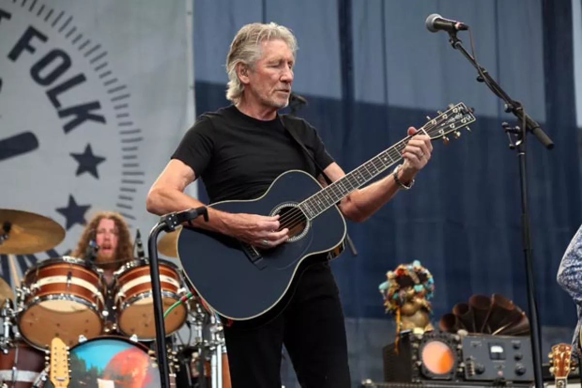 Después de cuatro años de ausencia, el compositor regresa a la Ciudad de México para interpretar los éxitos de la legendaria banda británica, Pink Floyd.