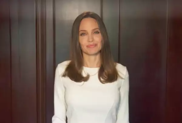 angelina-jolie.jpg