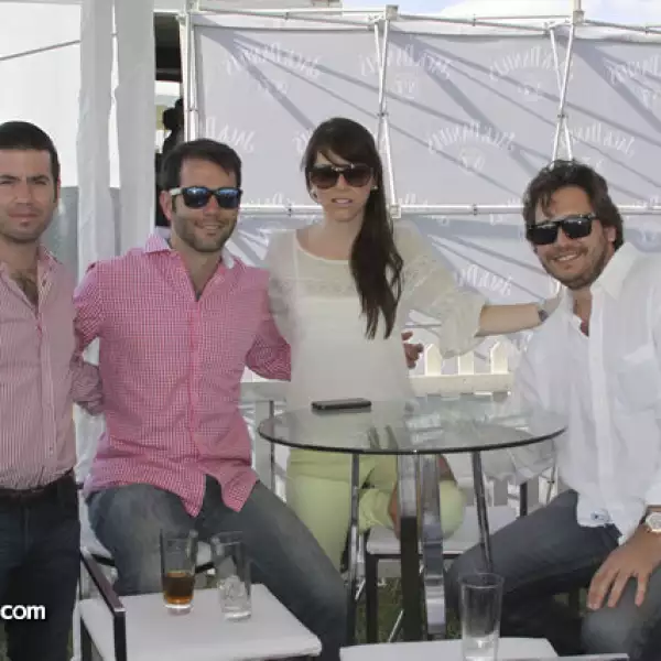 Daniel, Fernando y Mariana Gomez Álvarez con Diego Martínez Gallardo