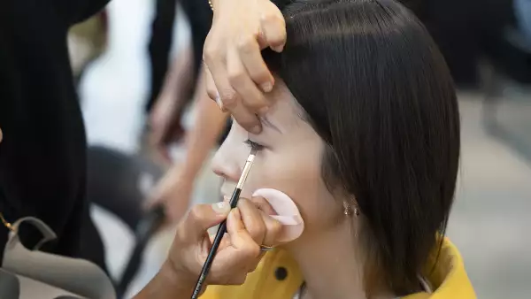 Miss Gee Collection - Backstage - Seoul Fashion Week 2021 SS