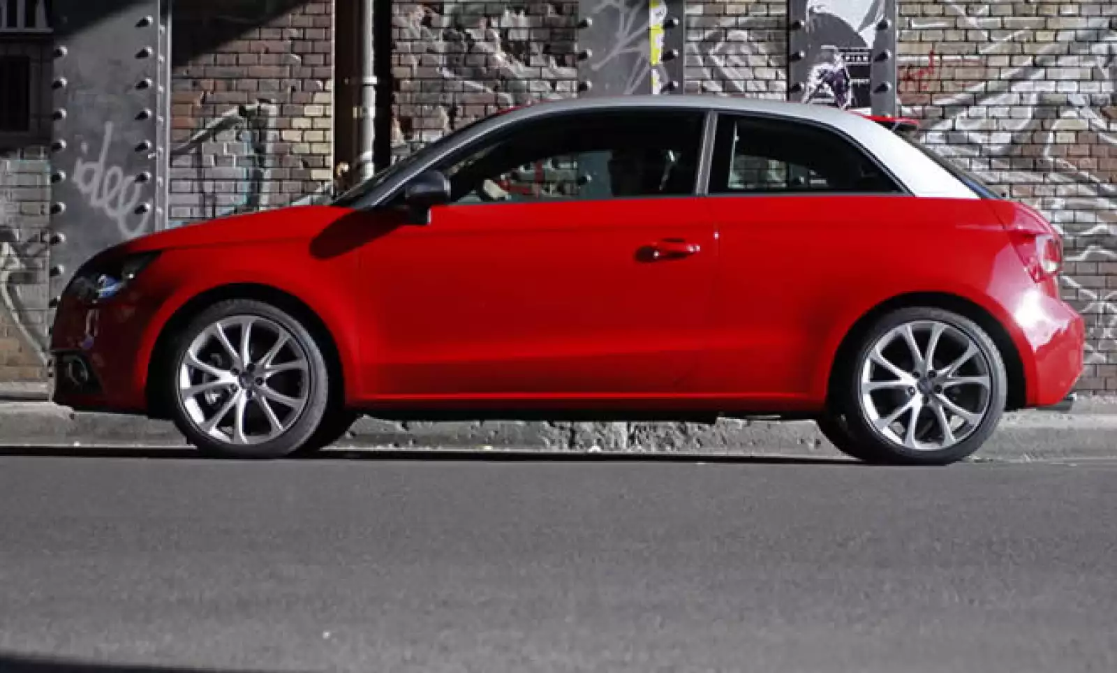 Su motor se trata del propulsor Turbo Super Charger, nombrado recientemente como el mejor de 2010 y que destaca por su entrega de torque, sin descuidar el consumo y las emisiones contaminantes.