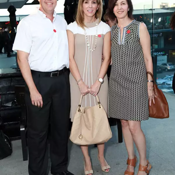Armando Ravizé,Alicia de Ravizé e Irene de Riojas