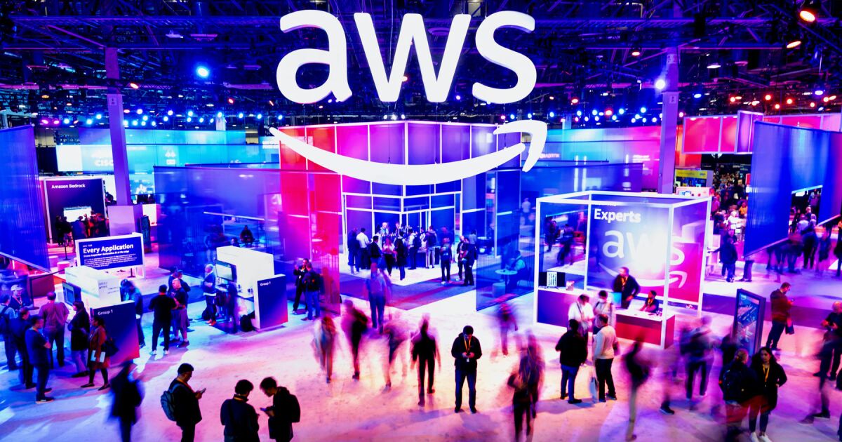 AWS, yeni tek boynuzlu atları artırmak için 450.000 Meksikalı üretken ve bulutta eğitecek