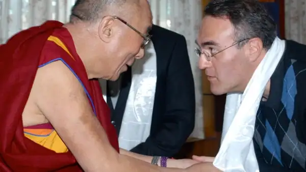 El líder espiritual del budismo se encuentra en México por tercera ocasión y Tony Karam nos comentó que para el Dalai, México es un país dotado de gran fe y viene a ofrecer su mano amiga.
