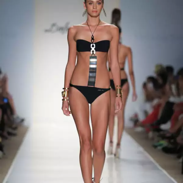 Dolores Cortés Swimwear