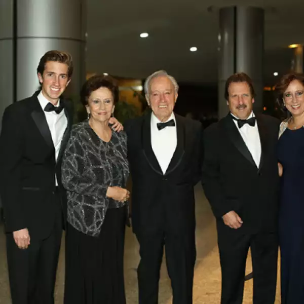 Iñaki Errecart,María de Lourdes Urritia,Arturo Salazar,Michel Errecart,Andrea Salazar