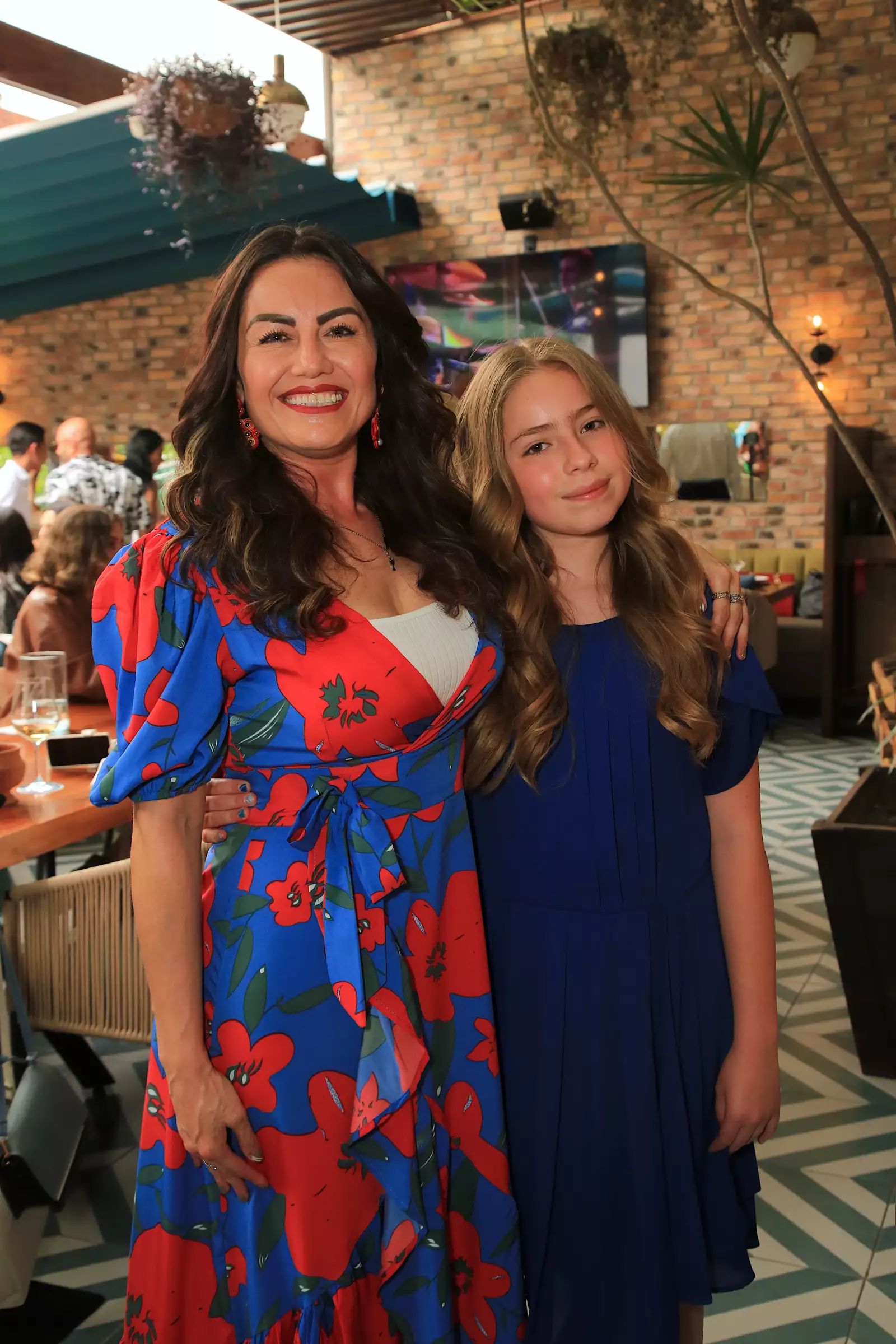 Bibiana Parra y Sofía Schoelman 