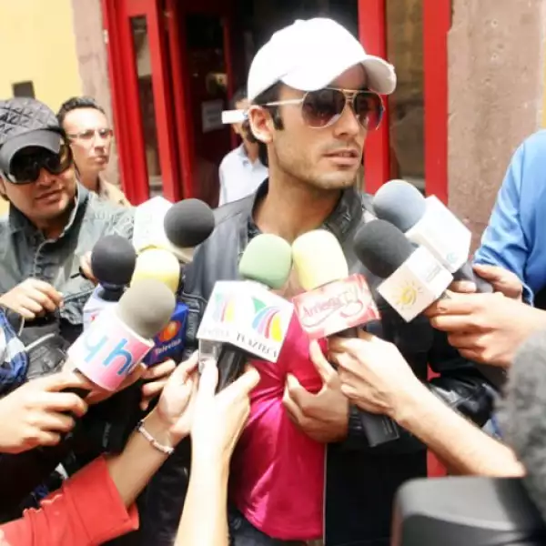 Luego de unir sus vidas por lo civil en Las Vegas, la pareja contraerá nupcias por segunda ocasión este sábado, en compañía de sus amigos y familiares.