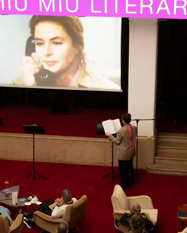 miu miu literary club