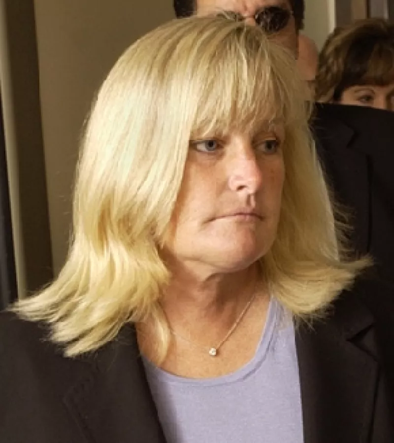Debbie Rowe logró una indemnización indemnización por 27 mil dólares luego de que ganara una demanda por difamación contra una mujer.