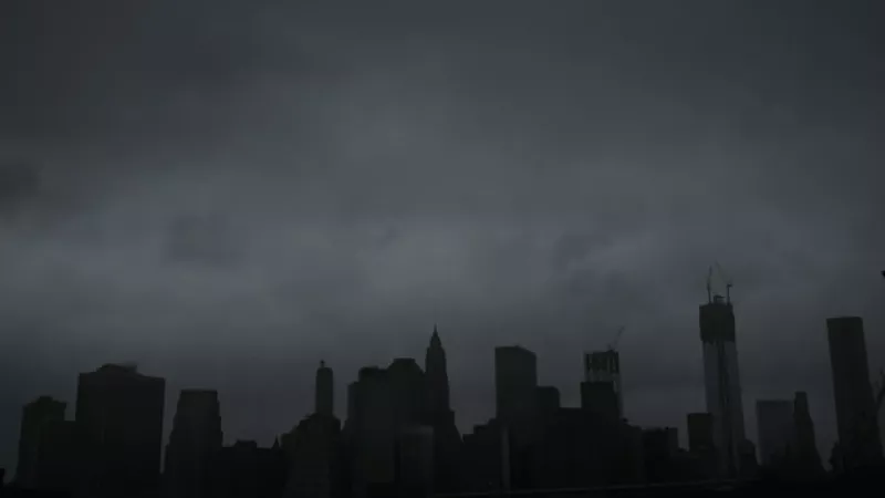 cielo de manhattan al amanecer