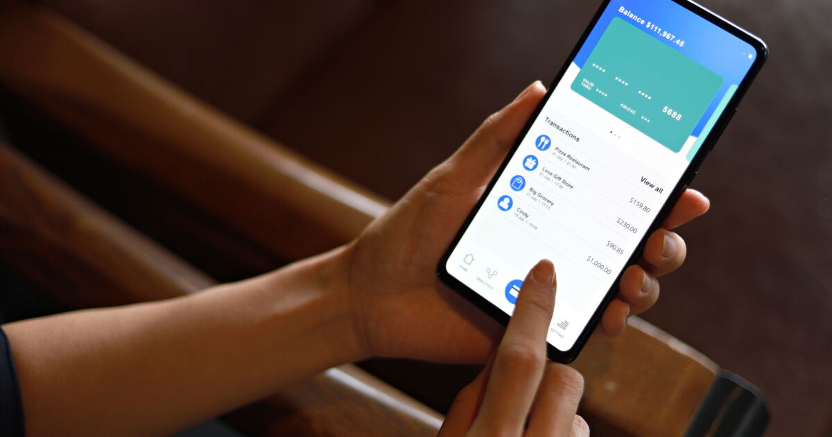 ADIÓS A TRANSFERENCIAS BANCARIAS: REMESAS SE MUDAN A APPS Y DINERO DIGITAL