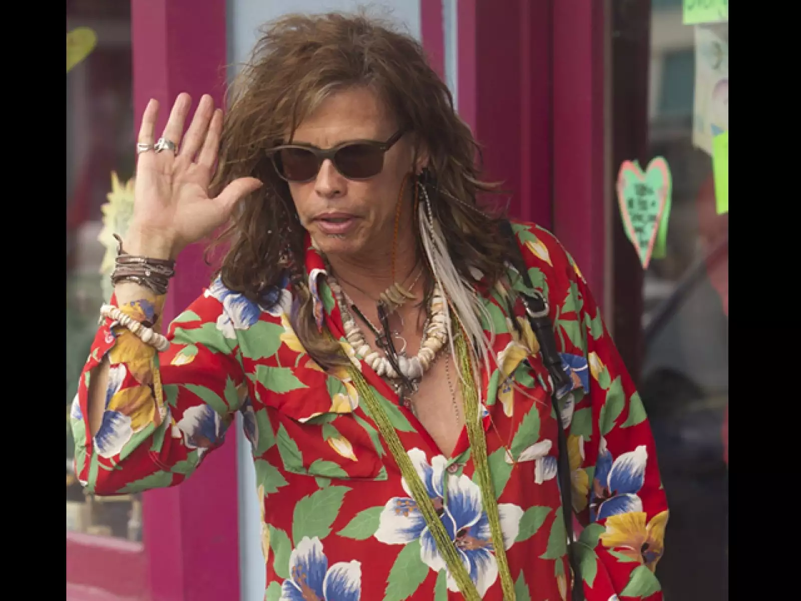 Steven Tyler disfrutando del día del amor en Hawai.