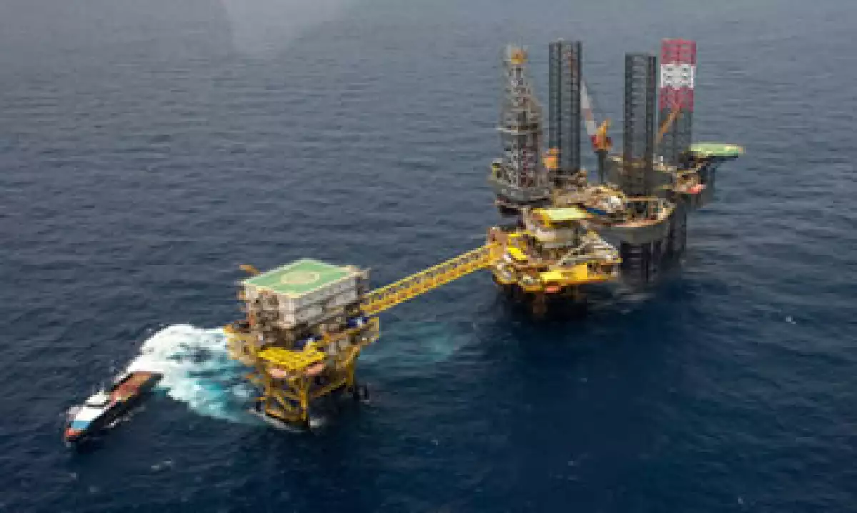 Pemex aprobó un recorte por 62,000 millones de dólares. (Foto: Cuartoscuro )