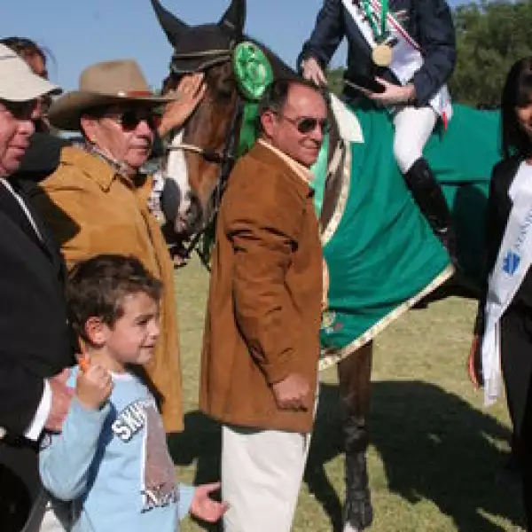 Ruben Rodríguez, Lorenza Ofarrill (1er lugar)