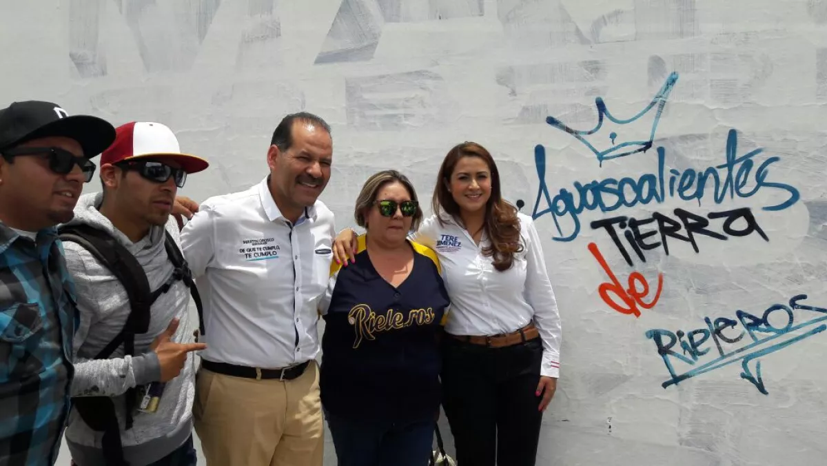 El candidato ofreció a los grafiteros la inclusión de sus actividades en programas sociales. 