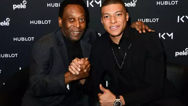 Futbolistas despiden a Pelé