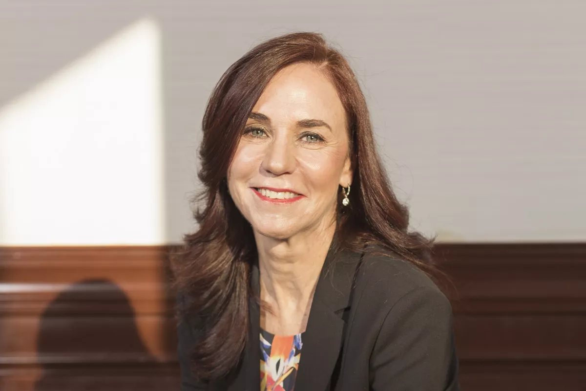 RETRATOS AVON-Magdalena Ferreira