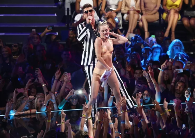 La cantante que destapó su locura este 2013 considera que su actuación en los premios MTV fue una de las más importantes, sin embargo, duda poder repetir ese momento el siguiente año.