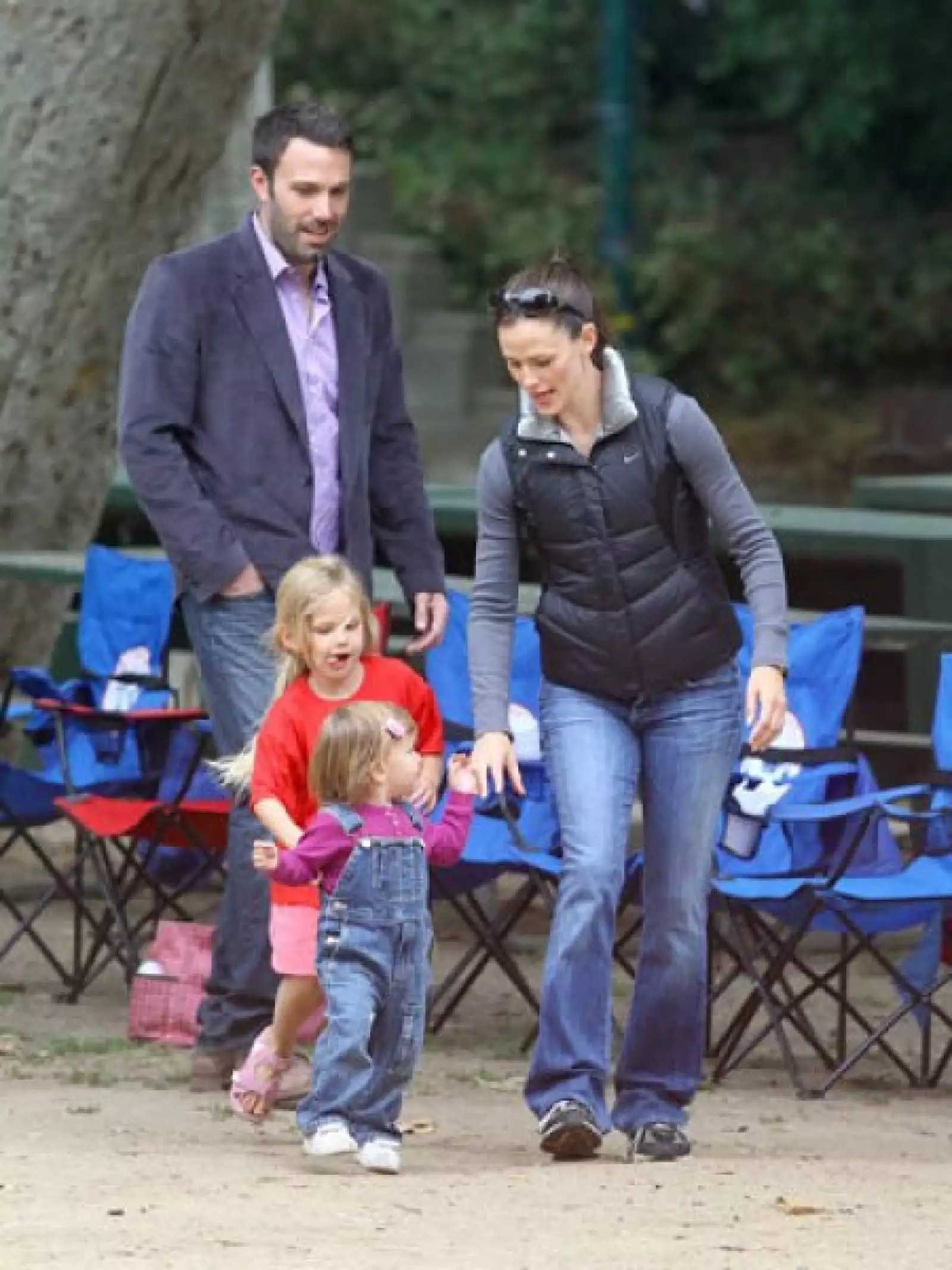 Ben Affleck tiene dos hijas con Jennifer Garner: Violet, nacida en diciembre de 2005, y Seraphina, quien llegó al mundo en enero de 2009.
