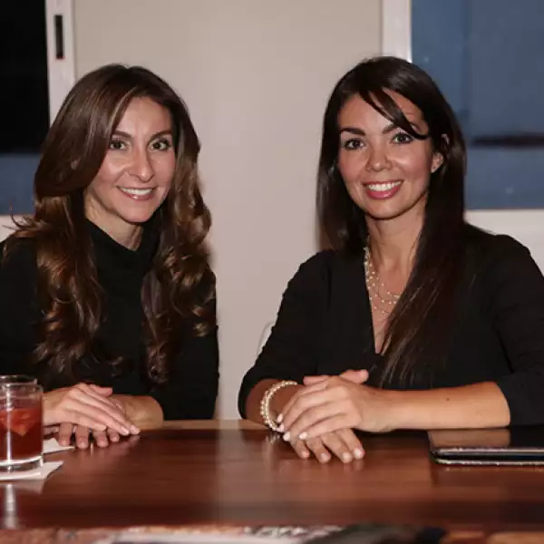 Déborah Castro,Janet Hoyos