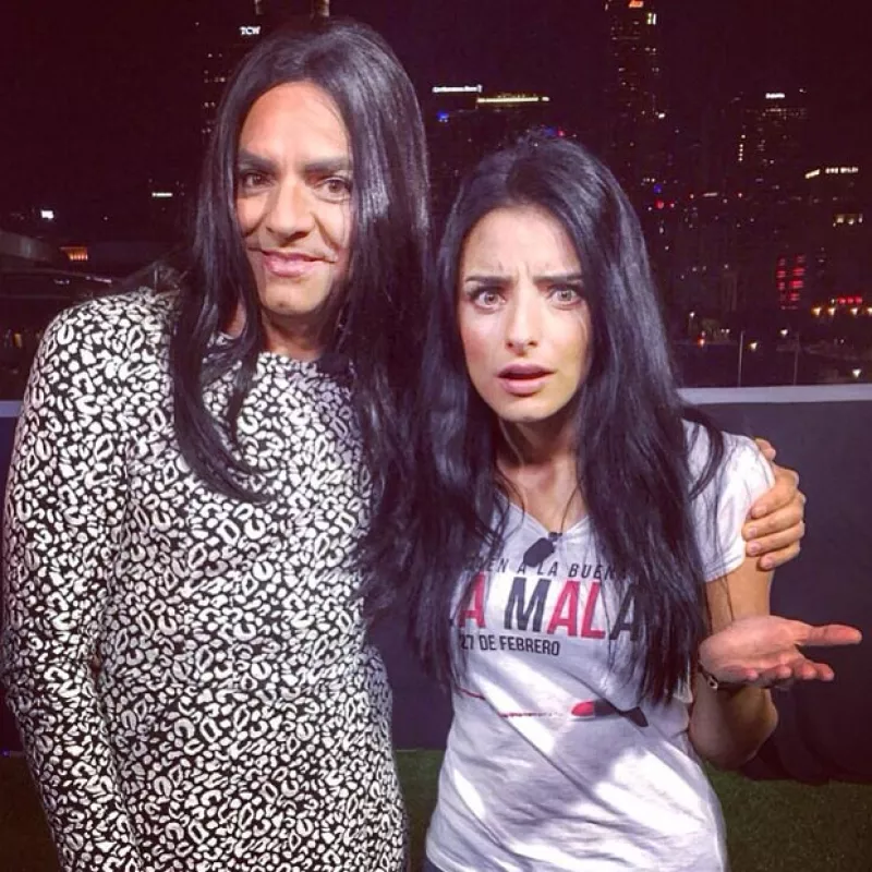 El comediante demostró el gran amor que le tiene a su hija al asistir a un programa de televisión disfrazado de Aislinn misma.