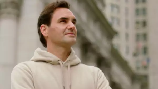 roger-federer-uniqlo.jpg